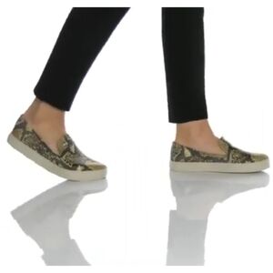 Vince Camuto Marjetta Faux Leather Casual Slip On Sneakers 7M